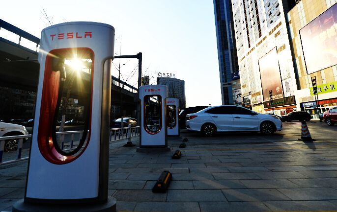 英国牛津市将试点世界首例弹出式电动汽车充电桩